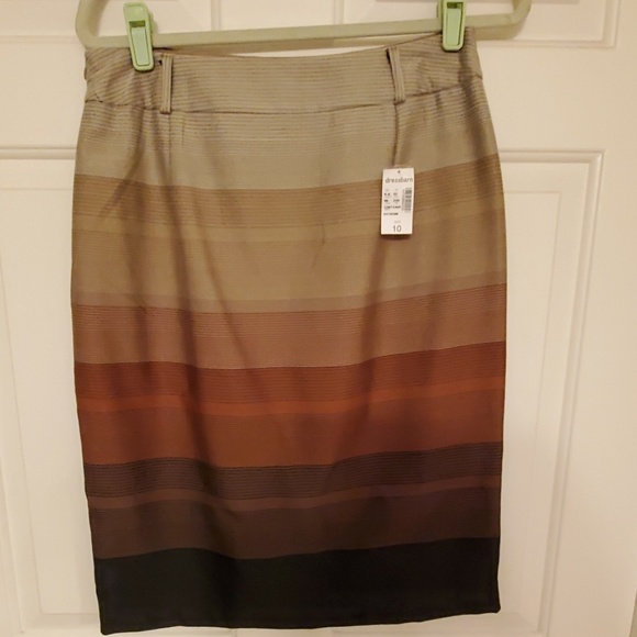 Roz & Ali Dresses & Skirts - 3 for $20 ROZ AND ALI size 10 pencil skirt brown